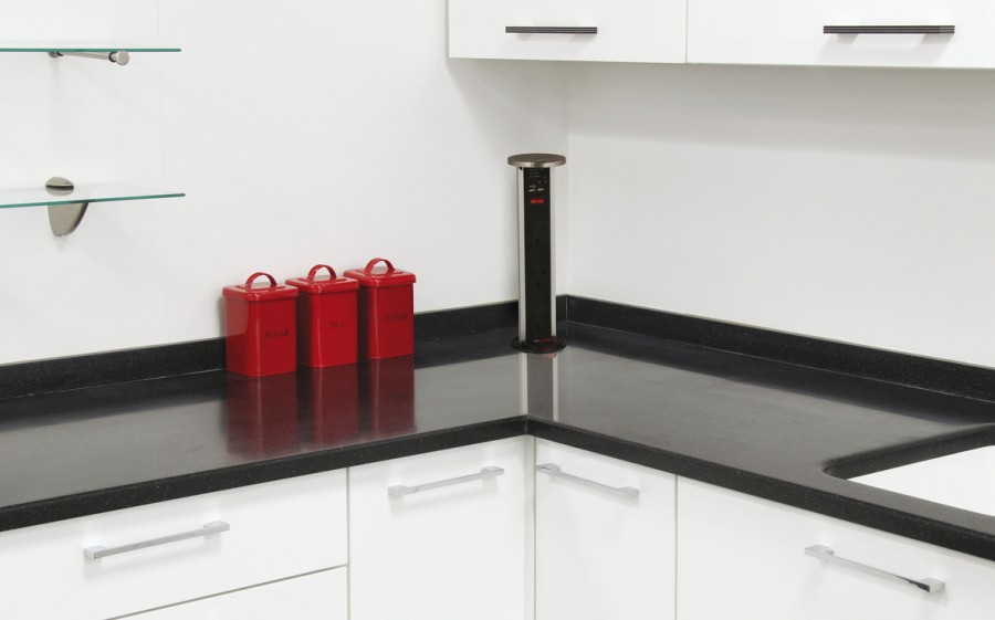 modern bir mutfak prizleri