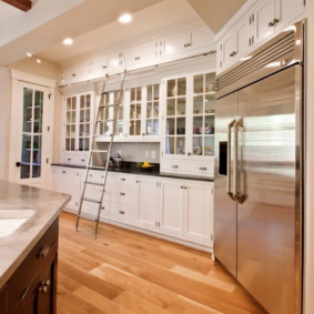 kabinet ke siling dalam idea dapur moden