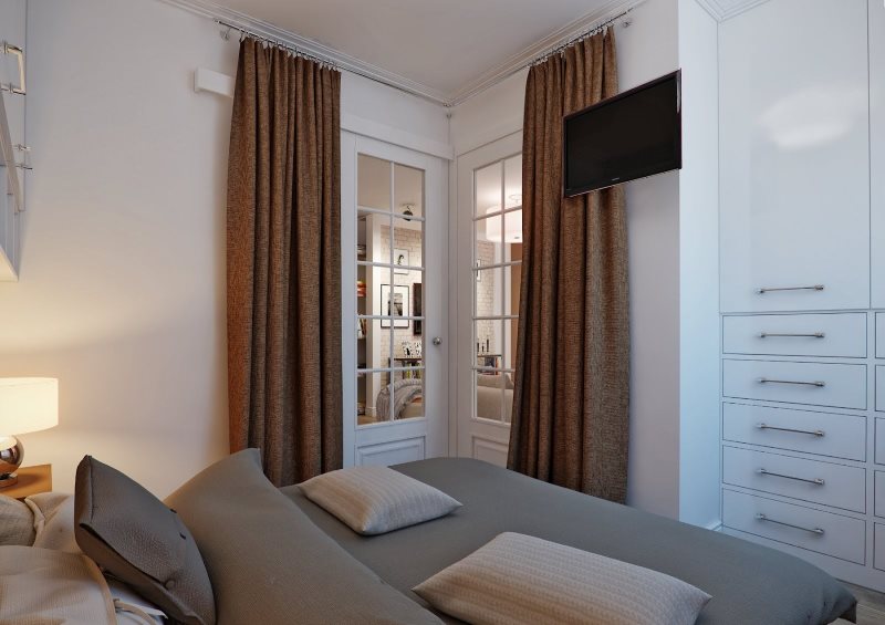 Portes vitrées dans le coin de la chambre