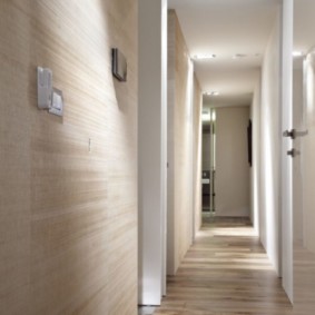 lampes dans le couloir