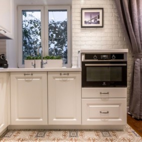 Horno incorporado al final del auricular de la esquina