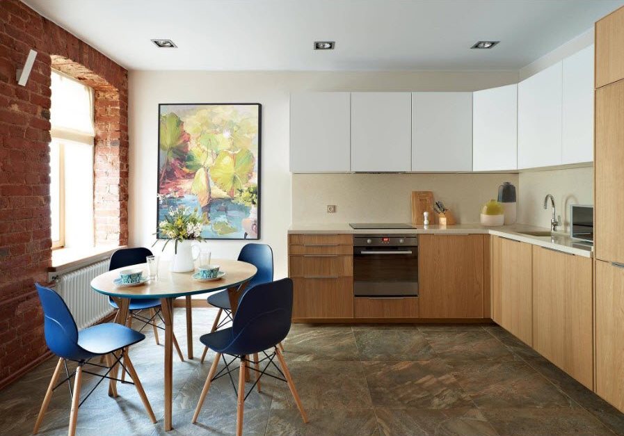 Pared de ladrillo en una cocina de esquina