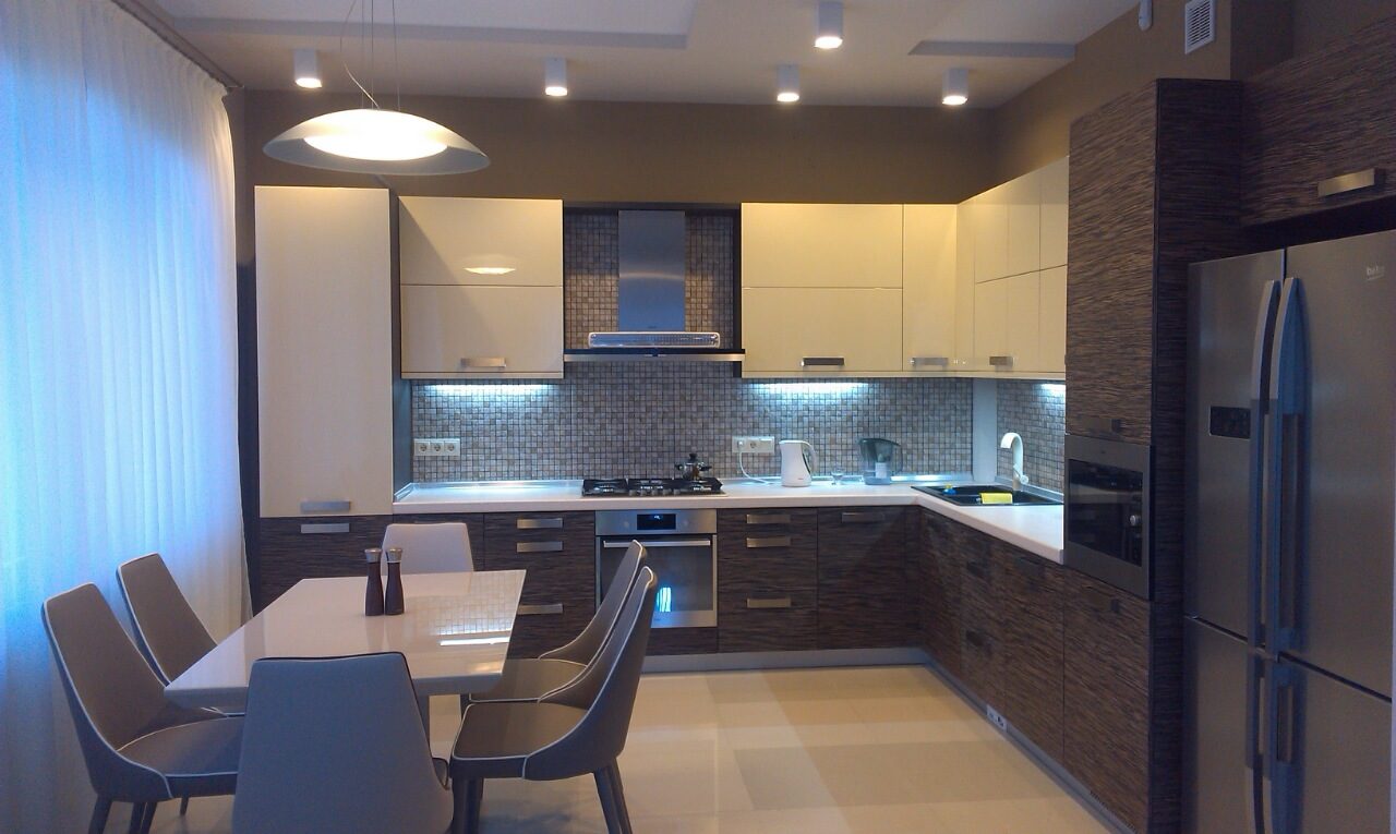 ъглова кухня с мивка в ъгъла идеи за декор