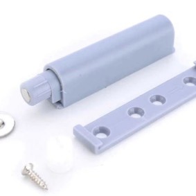 Μαγνητικός μηχανισμός ανοιχτής ώθησης για το ντουλάπι της κουζίνας