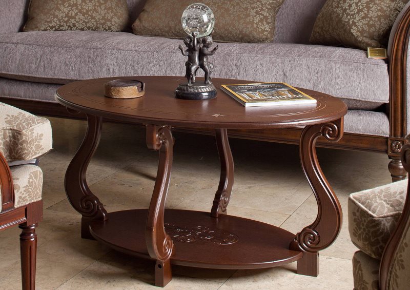 Bàn cà phê với chân cong bằng gỗ