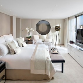 modern bedroom in bright colors photo views