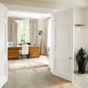 Double porte blanche