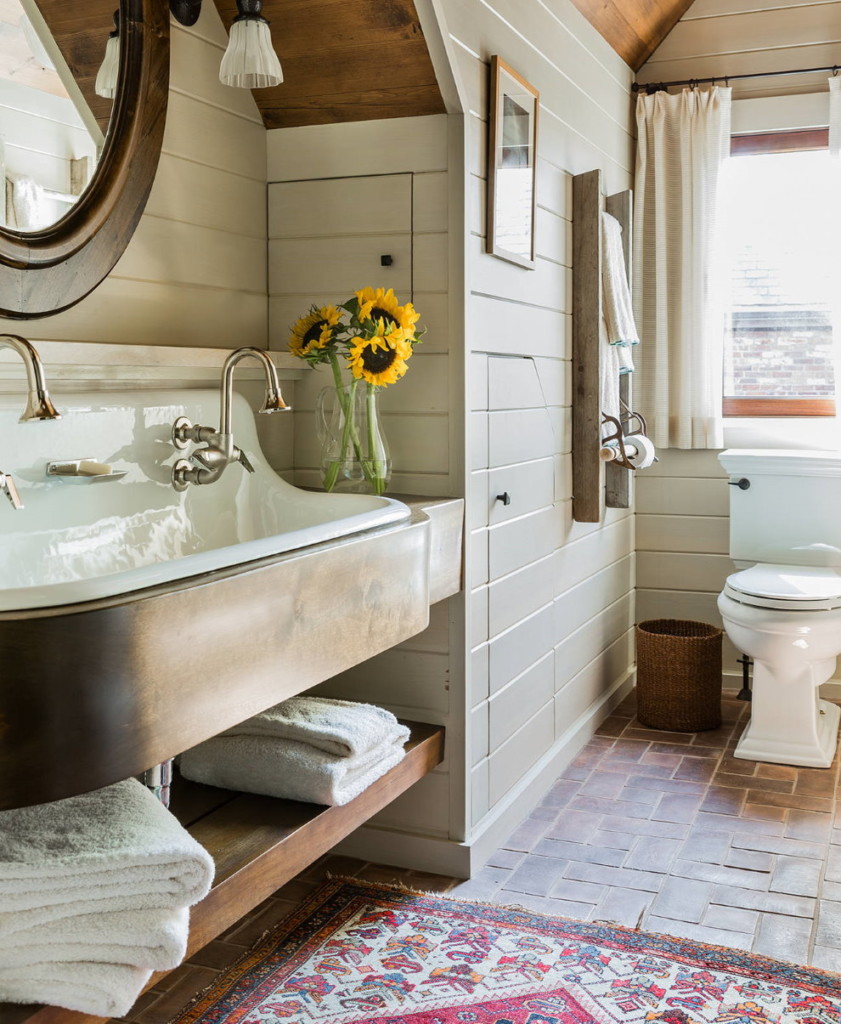 Vintage taps in the bathroom