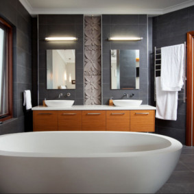 Kalın Duvar Akrilik Küvet