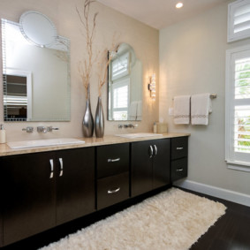 İki lavabo banyo iç