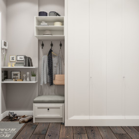 Conception de couloir aux couleurs vives