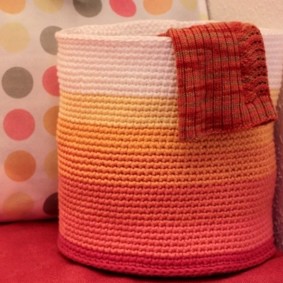 giỏ giặt trong phòng tắm