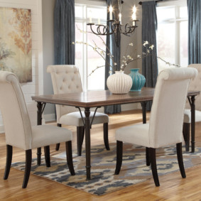 chairs for the kitchen