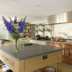 bucătărie cu decor patina