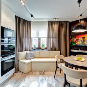 küche mit fenster im arbeitsbereich design foto