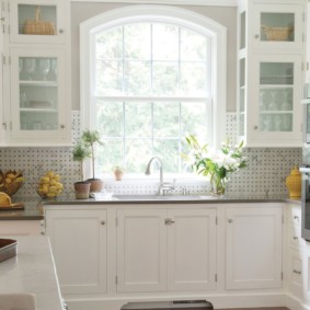 Küche mit Fenster im Arbeitsbereich Fotodesign