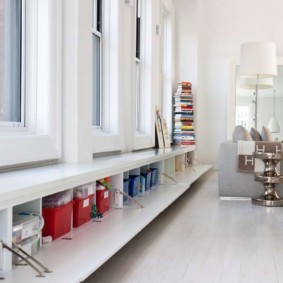 küche mit fenster im arbeitsbereich innenraum