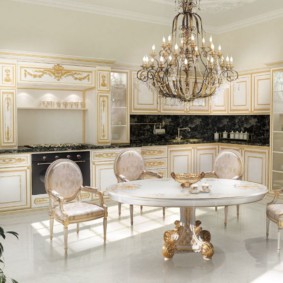 bucătărie cu patina fotografie interioară