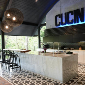 dark floor kitchen decor ideas