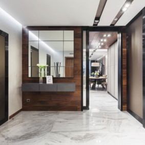 miroir mural dans le couloir photo intérieur