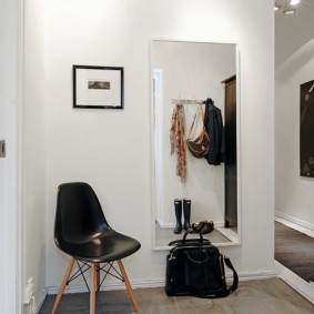 miroir mural dans le couloir photo vues