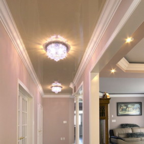 سقف تمتد في ديكور صور الممر