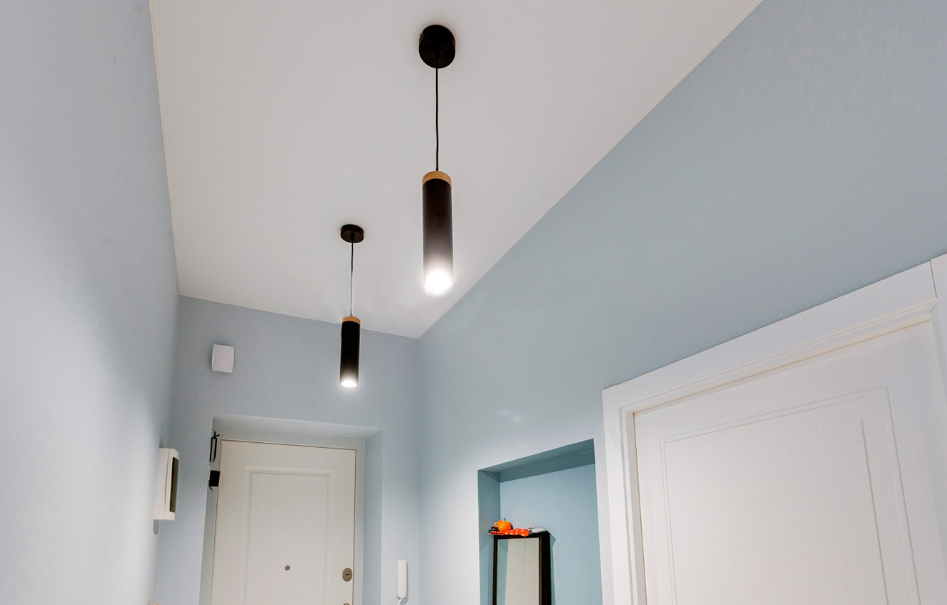 تمتد سقف النسيج في الردهة