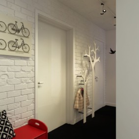 papier peint sous une brique dans le couloir options de photo