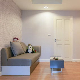 papier peint sous une brique dans le couloir options de photo