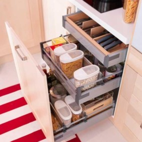 organização do espaço na cozinha foto