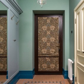 couloir dans des idées d'intérieur de style classique