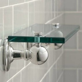 กระจกห้องน้ำชั้นวางของแนวคิดการตกแต่งภายใน