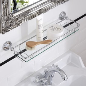 ชั้นวางของในห้องน้ำ