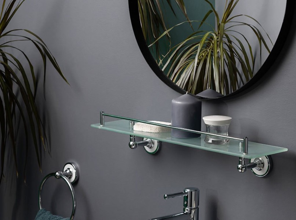 ชั้นวางแก้วในห้องน้ำ