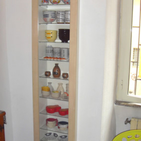 integrated shelving for the kitchen