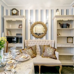 classic kitchen shelf