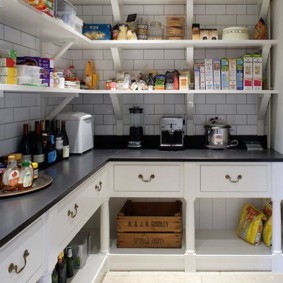 corner shelving for the kitchen