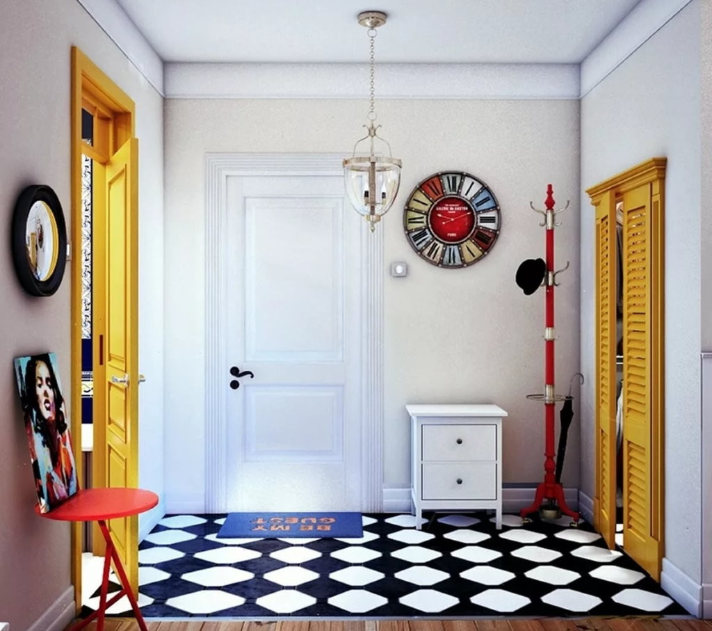 Lampe vintage au plafond du couloir