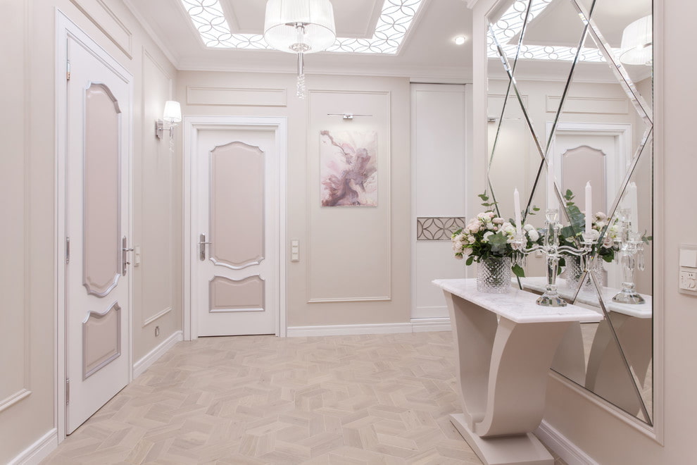 καθρέφτης στο διάδρομο με φενγκ σούι επιλογές φωτογραφιών