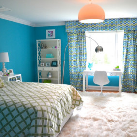 tapis de fourrure dans la chambre