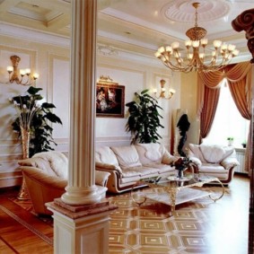 античен стил в интериора