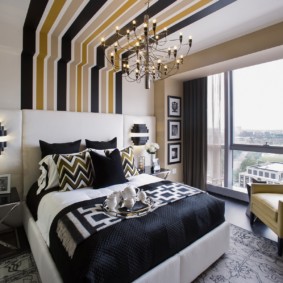 applique dans la chambre sur le lit photo intérieur