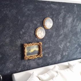 μαύρη ταπετσαρία υγρό για εσωτερικό χώρο