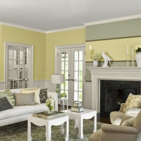 Decor luminos al camerei de zi a unei case private