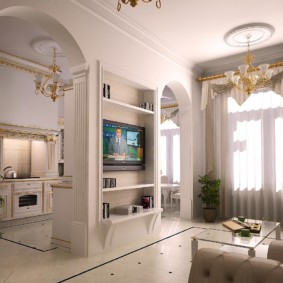 decorative arches in the apartment interior