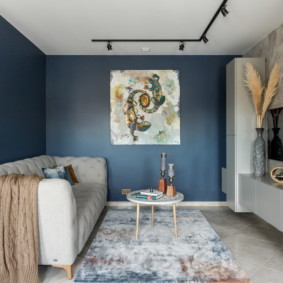 canapea în camera interioară din sufragerie