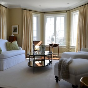 Meubles rembourrés avec revêtement en tissu