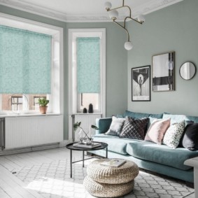 Décor de peintures murales sur le canapé