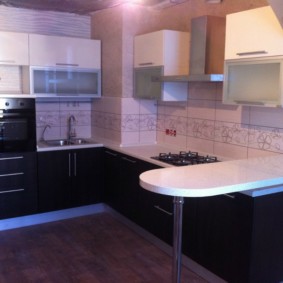 Comptoir de bar blanc