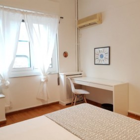 Lichtdurchlässige Vorhänge aus Naturgewebe